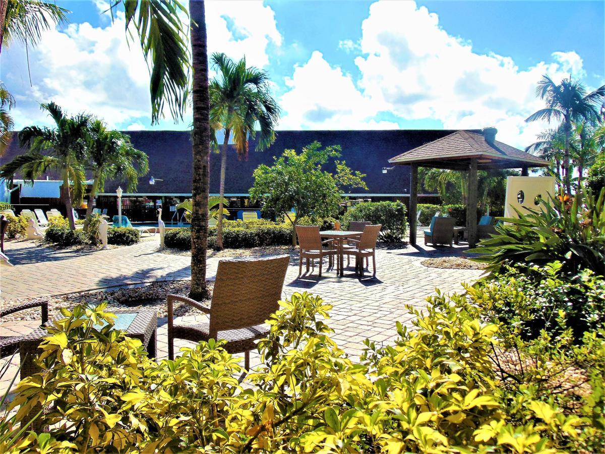 Dolphin Key Resort - Cape Coral Eksteriør billede
