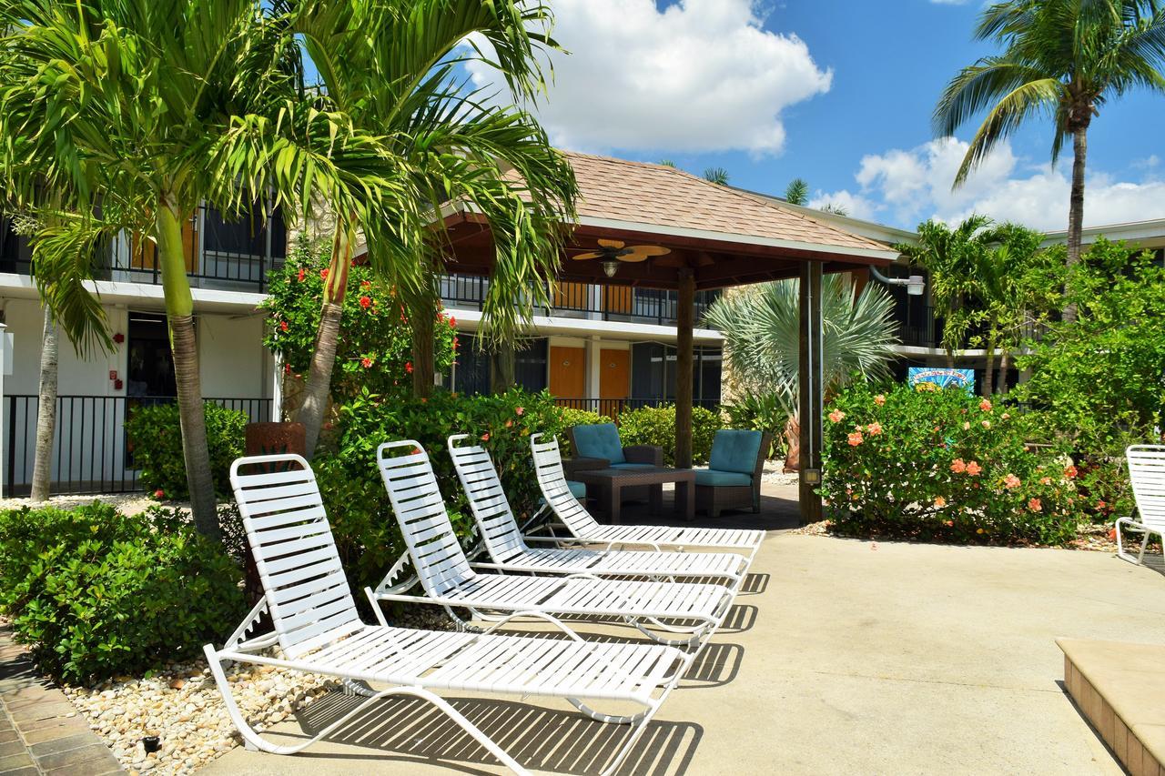 Dolphin Key Resort - Cape Coral Eksteriør billede